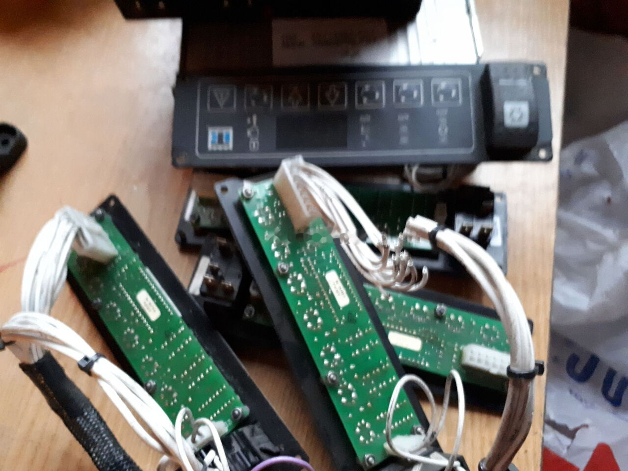 WABCO Klima . 446195040. Termoking Mercedes-Benz Bova/ MAN - Electrical system for Bus: picture 5 WABCO Klima . 446195040. Termoking Mercedes-Benz Bova/ MAN - Electrical system for Bus: picture 5