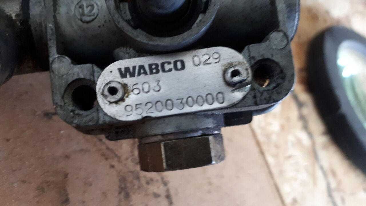 Brake valve for Bus WABCO Volvo: picture 10
