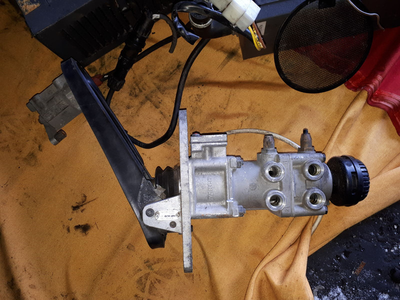 Brake parts Wabco 3653240180 .4614945081: picture 8