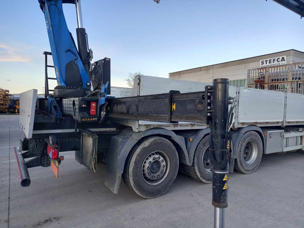 MAN TGS - Crane truck: picture 4 MAN TGS - Crane truck: picture 4