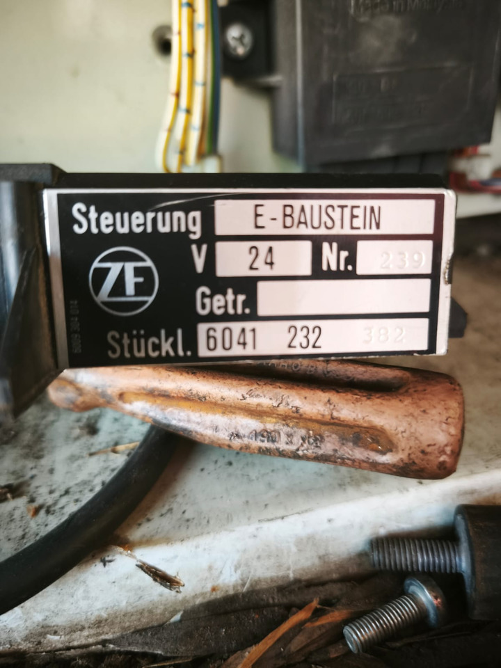 ZF 6WG200 - ECU for All terrain crane: picture 1 ZF 6WG200 - ECU for All terrain crane: picture 1