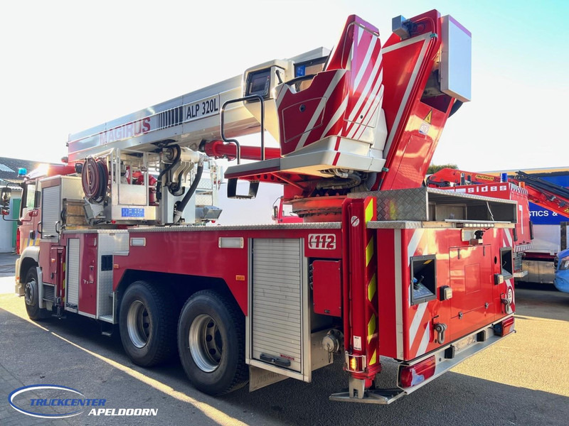 MAN TGA 26.350 Magirus ALP 320L = 32 meter, Waterpomp, 6x4, Bladgeveerd - Fire truck: picture 5 MAN TGA 26.350 Magirus ALP 320L = 32 meter, Waterpomp, 6x4, Bladgeveerd - Fire truck: picture 5