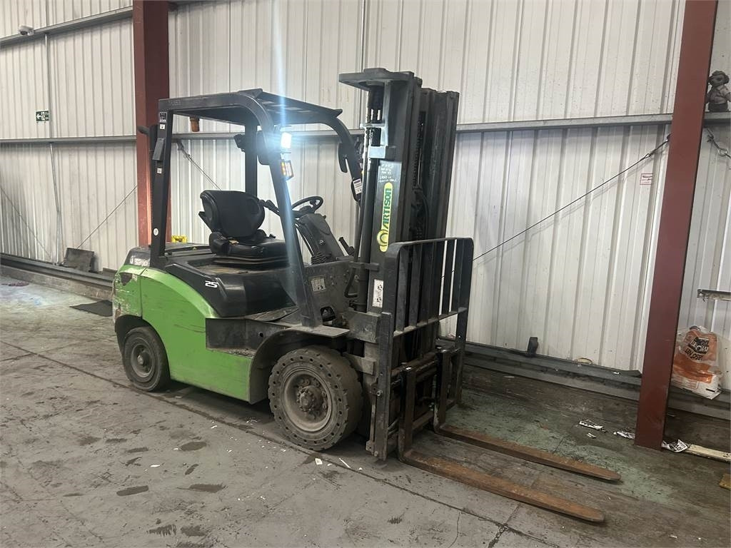 Artison PFD25  - Diesel forklift: picture 4 Artison PFD25  - Diesel forklift: picture 4