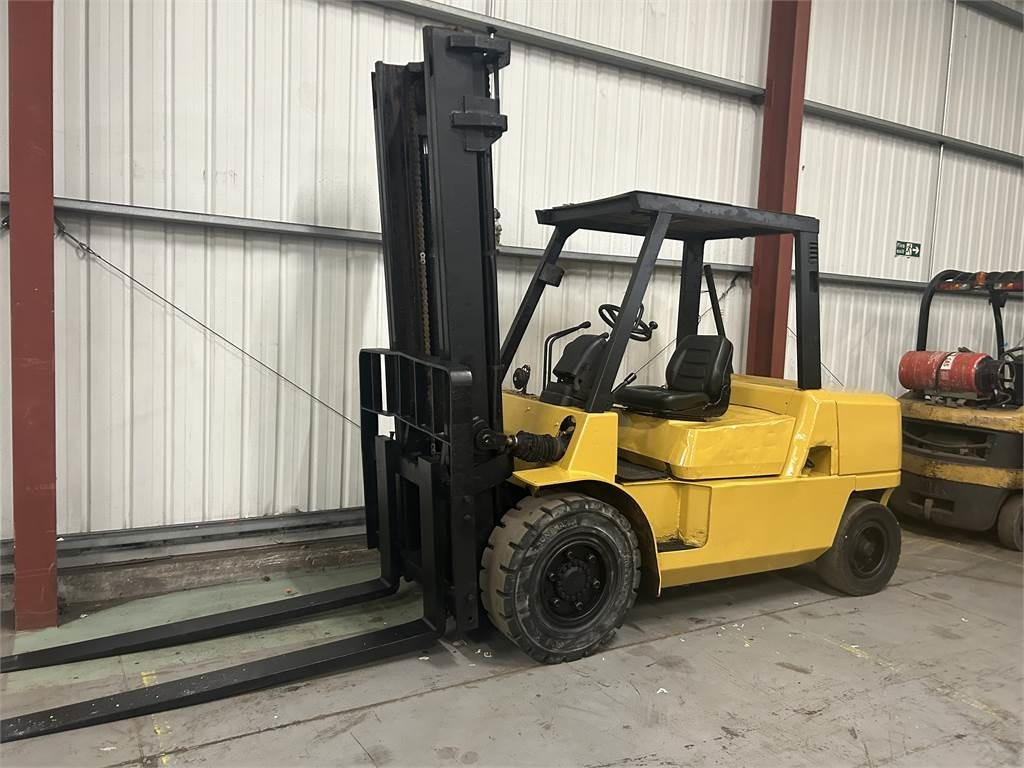 CAT DP50K - Diesel forklift: picture 2 CAT DP50K - Diesel forklift: picture 2