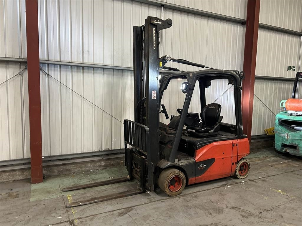 Linde E20PL-02 - Electric forklift: picture 2 Linde E20PL-02 - Electric forklift: picture 2