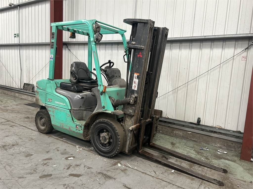Mitsubishi FD25NT  - Diesel forklift: picture 4 Mitsubishi FD25NT  - Diesel forklift: picture 4