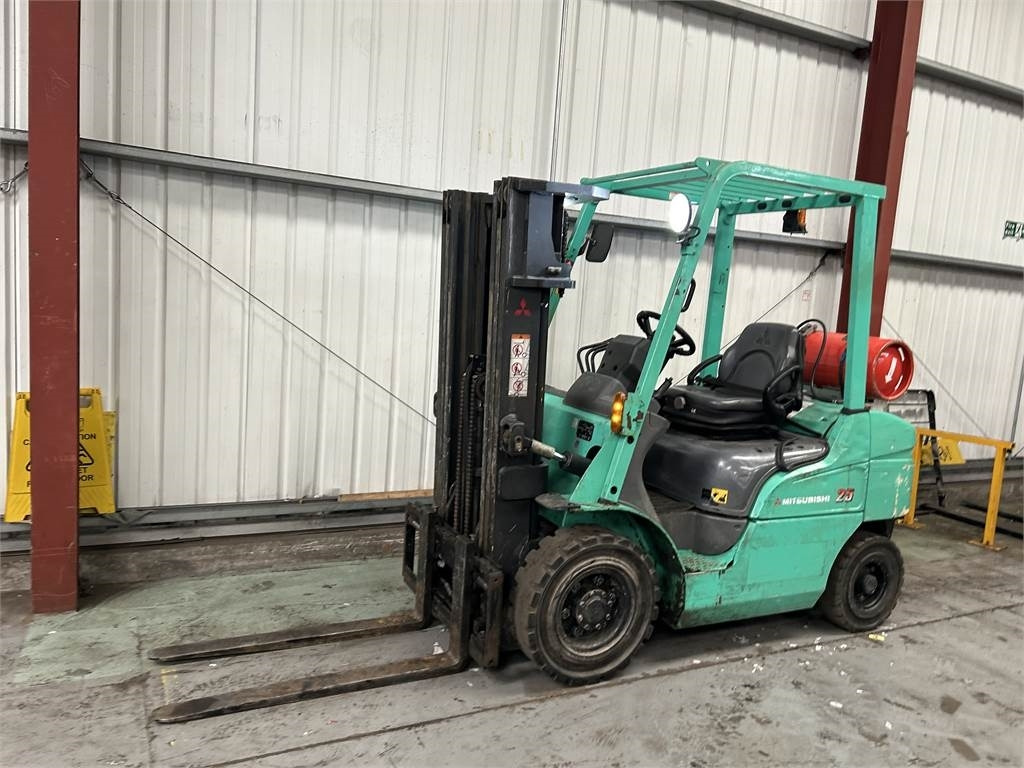 Mitsubishi FG25NT - LPG forklift: picture 2 Mitsubishi FG25NT - LPG forklift: picture 2