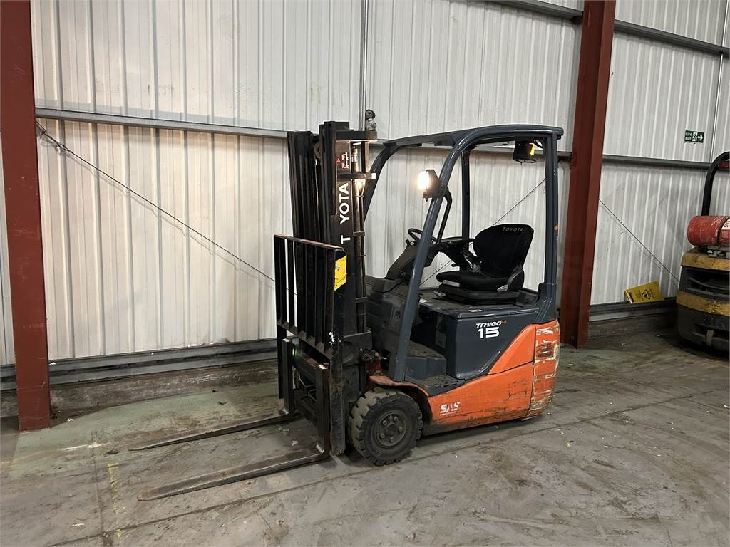 Toyota 8FBE15T - Electric forklift: picture 2 Toyota 8FBE15T - Electric forklift: picture 2