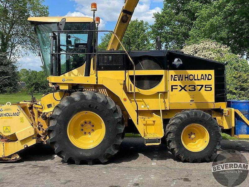 New Holland FX 375 - Agricultural machinery: picture 5 New Holland FX 375 - Agricultural machinery: picture 5