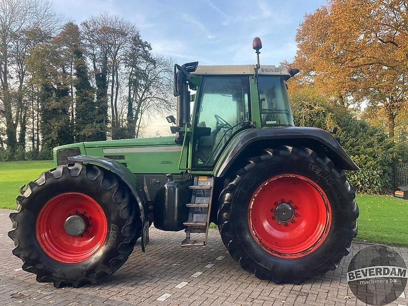 Fendt Favorit 824 - Farm tractor: picture 2 Fendt Favorit 824 - Farm tractor: picture 2