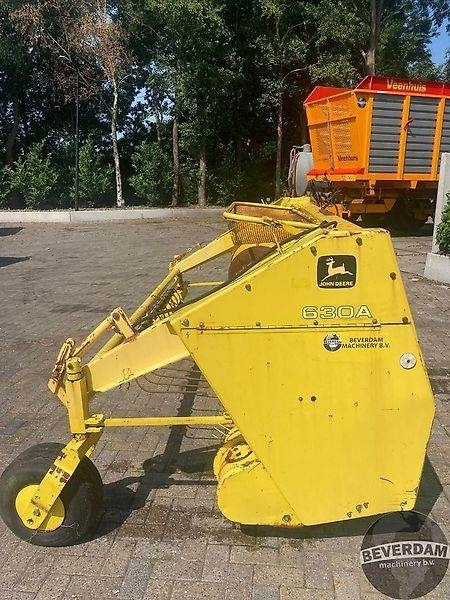 Harvester attachment John Deere 630 A: picture 10