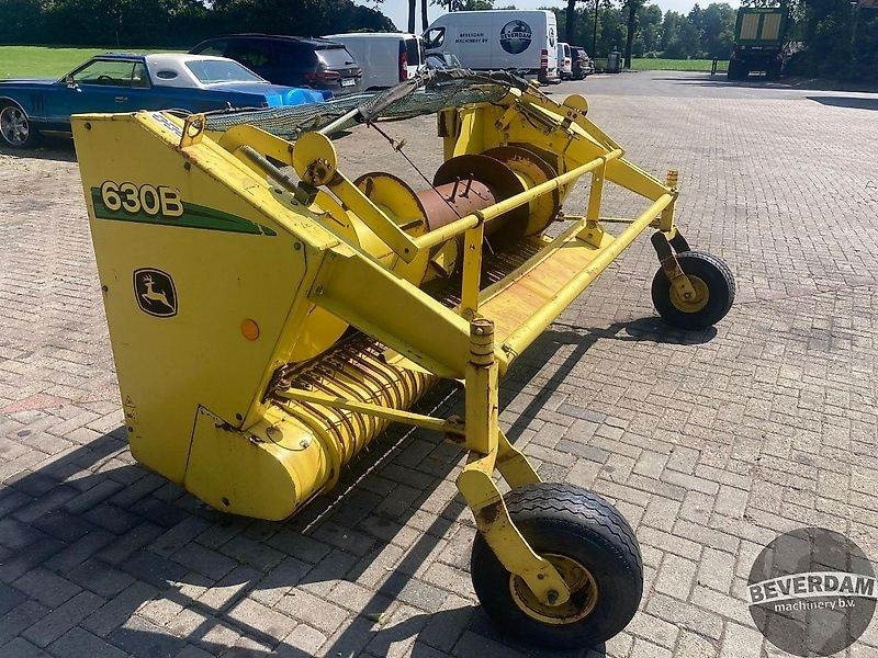 John Deere Pick-up 630B - Harvester attachment: picture 3 John Deere Pick-up 630B - Harvester attachment: picture 3