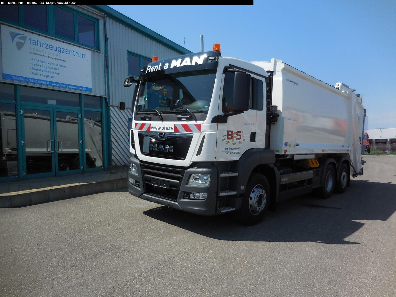 MAN TGS 28.320 6x2-4 BL HS HL Olympus 21 - Omni-DEKA - Garbage truck: picture 1 MAN TGS 28.320 6x2-4 BL HS HL Olympus 21 - Omni-DEKA - Garbage truck: picture 1
