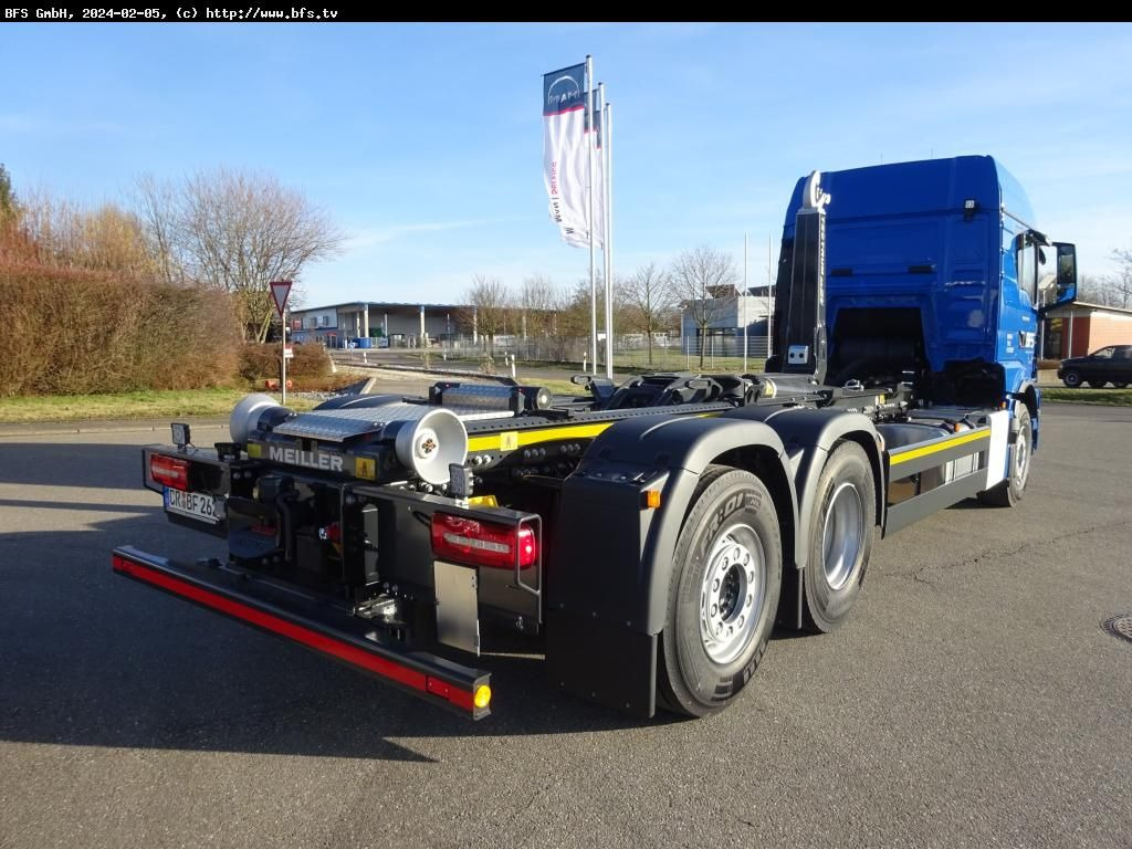 MAN TGS (TG3) 26.520 6x2-4 BL CH - Hook lift truck: picture 2 MAN TGS (TG3) 26.520 6x2-4 BL CH - Hook lift truck: picture 2