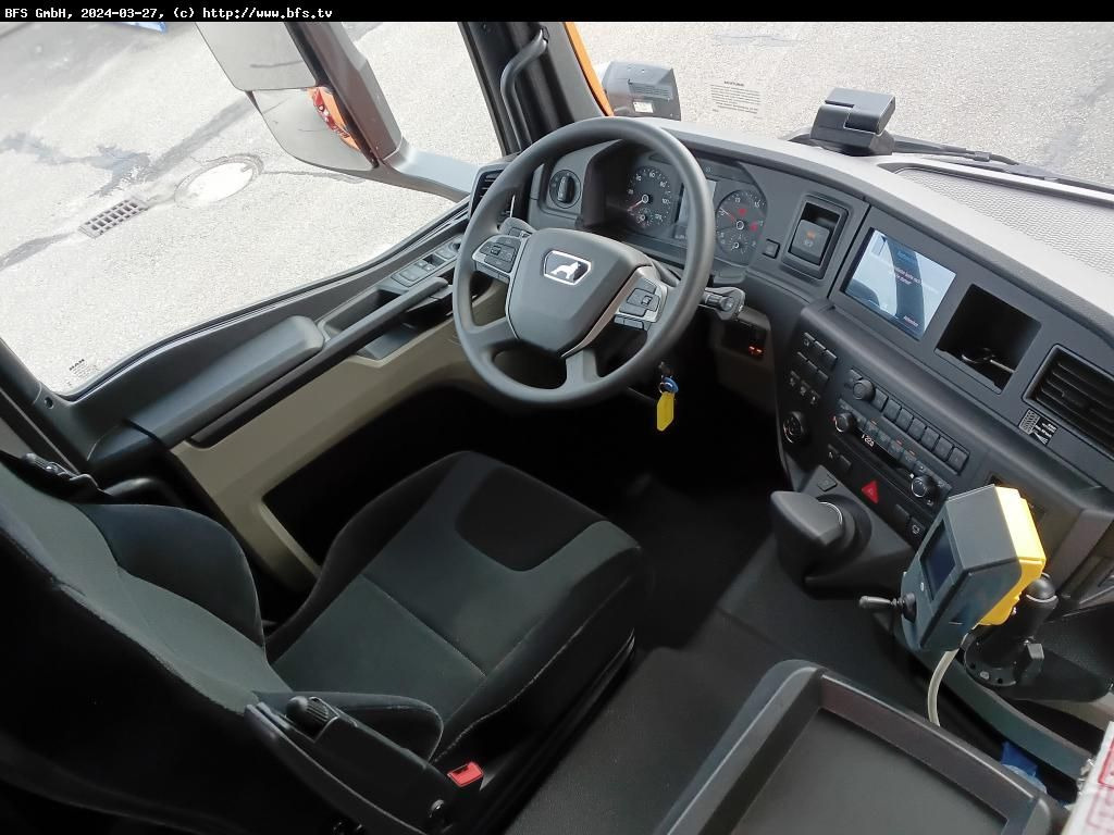 MAN TGS (TG3) 28.510 6x4-4 BL CH WiDi Fassi 15mt - Tipper: picture 4 MAN TGS (TG3) 28.510 6x4-4 BL CH WiDi Fassi 15mt - Tipper: picture 4