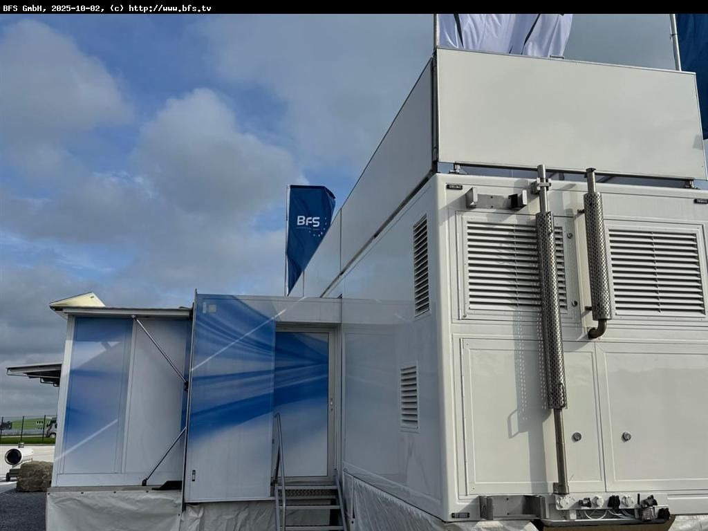 Rainbow LSDO 12-18 Lambo Show Messeauflieger T - Closed box semi-trailer: picture 3 Rainbow LSDO 12-18 Lambo Show Messeauflieger T - Closed box semi-trailer: picture 3