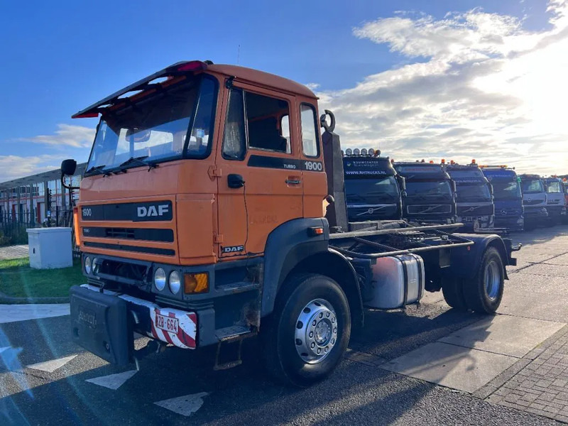 DAF 1900 TURBO 4X4 HOOKLIFT - Hook lift truck: picture 1 DAF 1900 TURBO 4X4 HOOKLIFT - Hook lift truck: picture 1