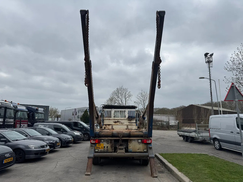 DAF CF 400 6X2 - EURO 6 + VDL P-18 + REMOTE + LIFT AXLE - Skip loader truck: picture 5 DAF CF 400 6X2 - EURO 6 + VDL P-18 + REMOTE + LIFT AXLE - Skip loader truck: picture 5