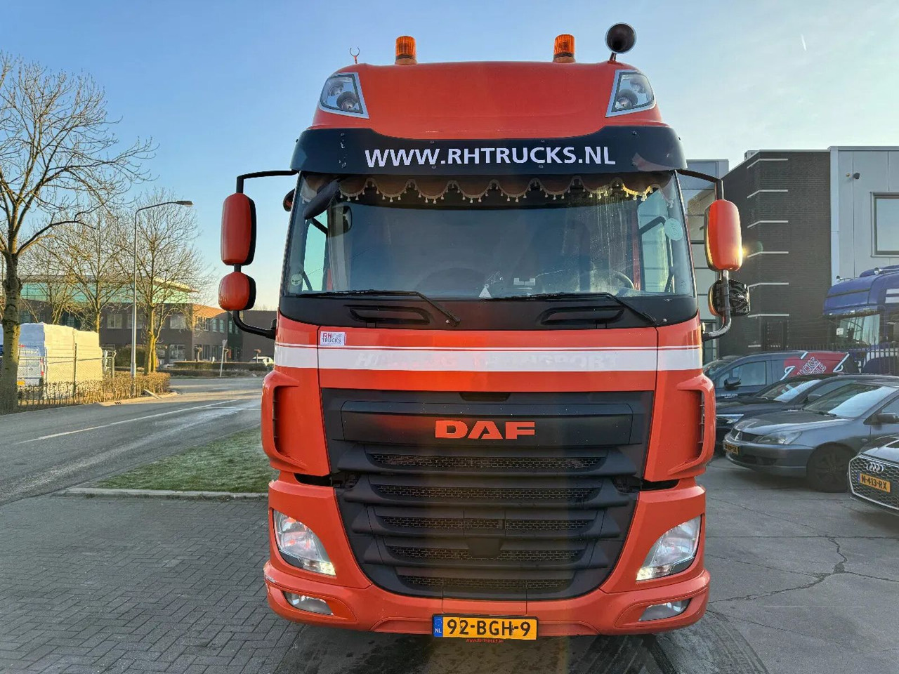 DAF CF 460 4X2 EURO 6 DHOLLANDIA LIFT 2000 KG TÜV TI DAF CF 460 4X2 EURO 6 DHOLLANDIA LIFT 2000 KG TÜV TI - Curtainsider truck: picture 2 DAF CF 460 4X2 EURO 6 DHOLLANDIA LIFT 2000 KG TÜV TI DAF CF 460 4X2 EURO 6 DHOLLANDIA LIFT 2000 KG TÜV TI - Curtainsider truck: picture 2
