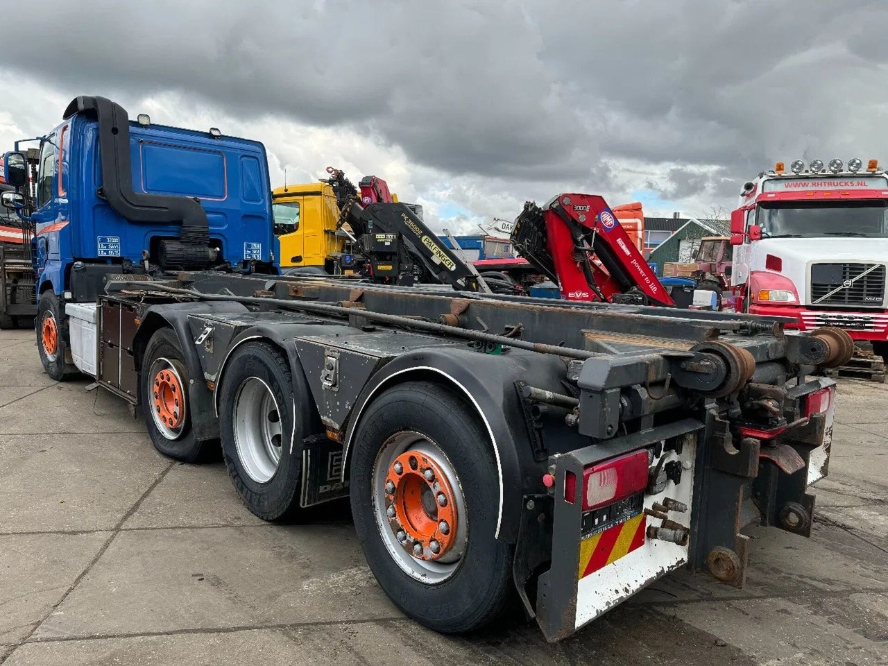 New Hook lift truck DAF CF 460 8X2 ONLY VISUAL DAMAGED // ENGINE IS RUNN: picture 7