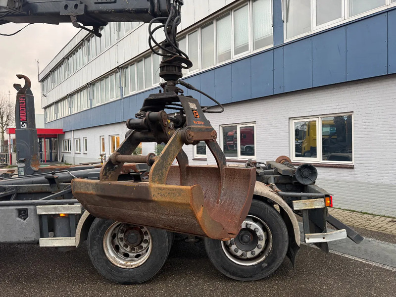 DAF CF 75.310 6X2 EURO 5 HMF 1244 Z2 + REMOTE + HIAB 17T HOOK - Hook lift truck, Crane truck: picture 4 DAF CF 75.310 6X2 EURO 5 HMF 1244 Z2 + REMOTE + HIAB 17T HOOK - Hook lift truck, Crane truck: picture 4