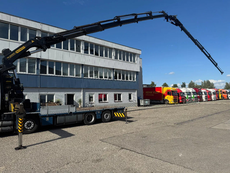DAF CF 85.410 8X2 EURO 5 PALFINGER PK60002 + FLY JIB + REMOTE + TWISTLOCKS - Dropside/ Flatbed truck, Crane truck: picture 3 DAF CF 85.410 8X2 EURO 5 PALFINGER PK60002 + FLY JIB + REMOTE + TWISTLOCKS - Dropside/ Flatbed truck, Crane truck: picture 3