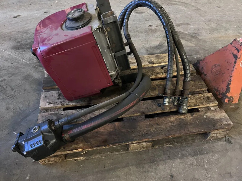 Diversen GARDNER DENVER COMPRESSOR + OMFT PTO - Engine and parts for Truck: picture 2 Diversen GARDNER DENVER COMPRESSOR + OMFT PTO - Engine and parts for Truck: picture 2