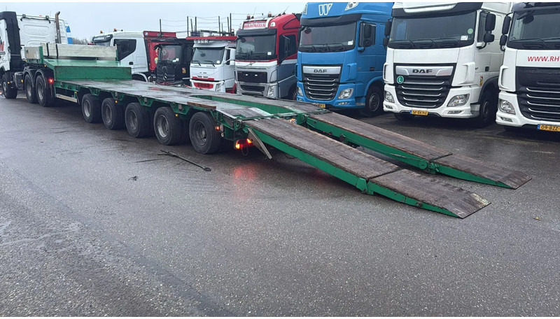 Goldhofer STZ-H5,5 ACLE, 3 AXLE FORCED STEERING, DOUBLE HYDRAULIC RAMPS, TUV TILL 11-11-2026 - Low loader semi-trailer: picture 3 Goldhofer STZ-H5,5 ACLE, 3 AXLE FORCED STEERING, DOUBLE HYDRAULIC RAMPS, TUV TILL 11-11-2026 - Low loader semi-trailer: picture 3