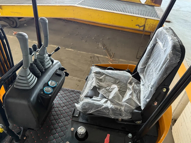 Mini excavator JPC HT12 + TRAILER - NEW AND UNUSED BOTH!: picture 6