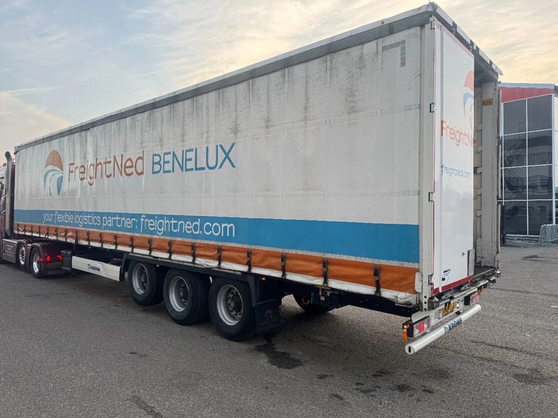 Krone SD 3 AXLE 1 LIFT AXLE SLIDING ROOF - Curtainsider semi-trailer: picture 5 Krone SD 3 AXLE 1 LIFT AXLE SLIDING ROOF - Curtainsider semi-trailer: picture 5