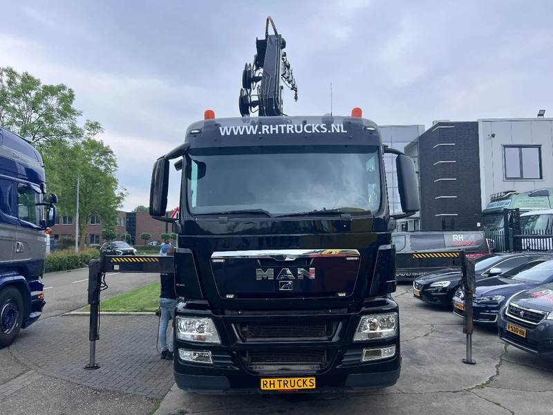 MAN TGS 35.440 8X2-4 + HIAB 220C-5 REMOTE + CABLE LIFT AUTOMATIC - Cable system truck, Crane truck: picture 2 MAN TGS 35.440 8X2-4 + HIAB 220C-5 REMOTE + CABLE LIFT AUTOMATIC - Cable system truck, Crane truck: picture 2