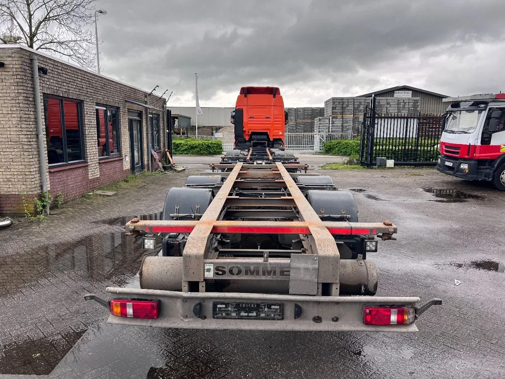 MAN TGX 26.440 XLX 6X2 + HANGER EURO 5 - BDF CHASSIS - Container transporter/ Swap body truck: picture 4 MAN TGX 26.440 XLX 6X2 + HANGER EURO 5 - BDF CHASSIS - Container transporter/ Swap body truck: picture 4