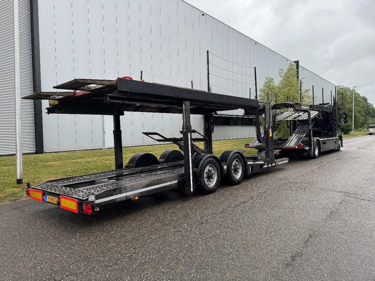 Mercedes-Benz Actros 1842 4X2 EURO 6 KASSBOHRER METAGO + KASSB - Autotransporter truck: picture 3 Mercedes-Benz Actros 1842 4X2 EURO 6 KASSBOHRER METAGO + KASSB - Autotransporter truck: picture 3