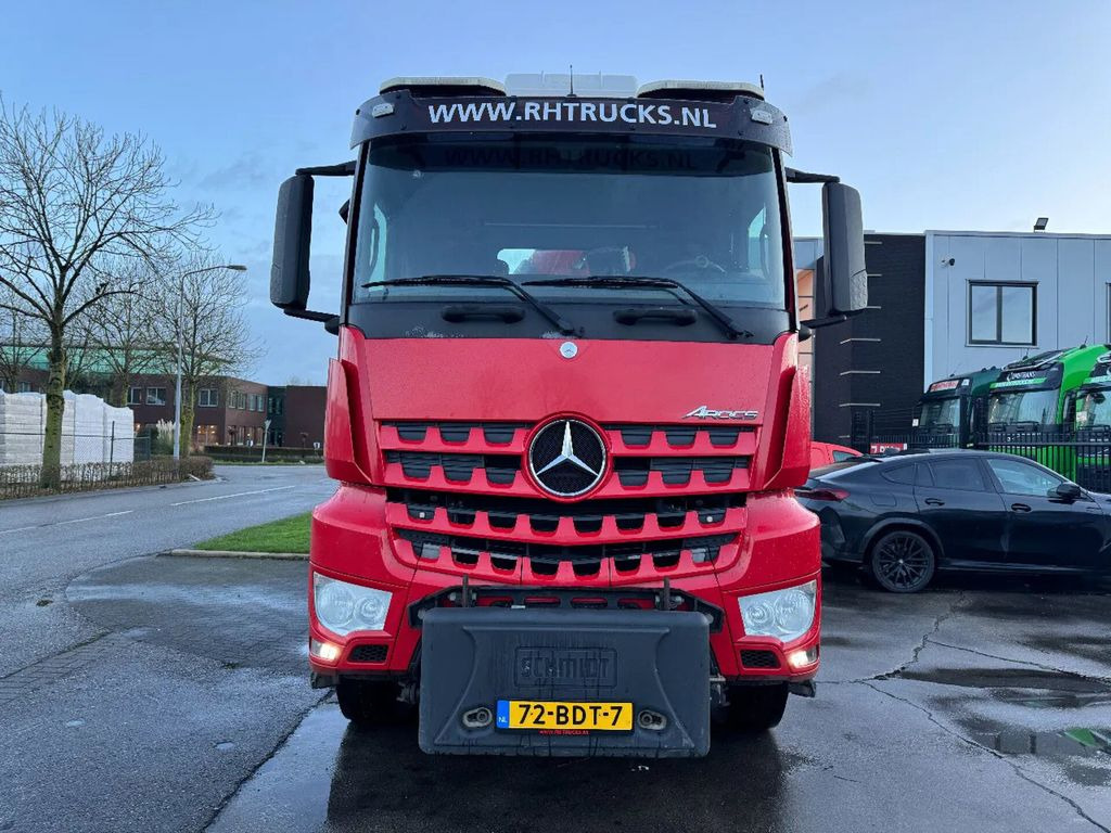 Mercedes-Benz Arocs 4145 8X4 - HMF 2243-Z2 CRANE + REMOTE + HY - Hook lift truck, Crane truck: picture 2 Mercedes-Benz Arocs 4145 8X4 - HMF 2243-Z2 CRANE + REMOTE + HY - Hook lift truck, Crane truck: picture 2