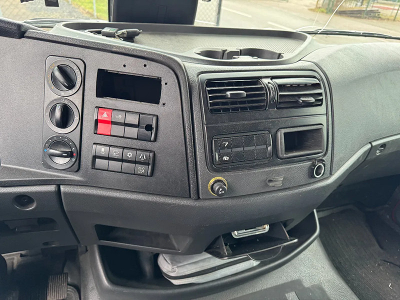 Box truck Mercedes-Benz Atego 1016 4X2 - EURO 6 + DHOLLANDIA LIFT: picture 17