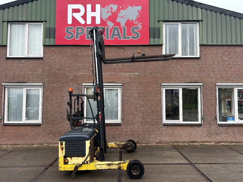 Moffett M4 25.3 2,5 TON SIDESHIFT DIESEL MEENEEMHEFTRUCK - Truck mounted forklift: picture 2 Moffett M4 25.3 2,5 TON SIDESHIFT DIESEL MEENEEMHEFTRUCK - Truck mounted forklift: picture 2