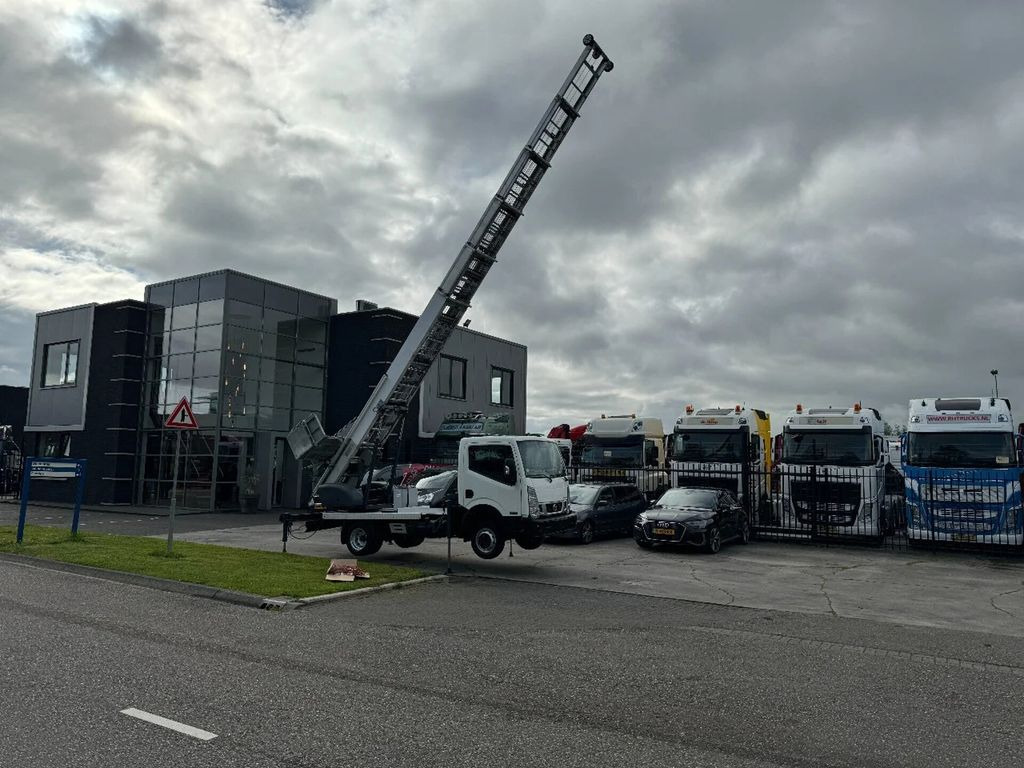Nissan CABSTAR 35.13 EURO 6 + LIFT 25 METER + REMOTE CO - Truck mounted aerial platform: picture 1 Nissan CABSTAR 35.13 EURO 6 + LIFT 25 METER + REMOTE CO - Truck mounted aerial platform: picture 1