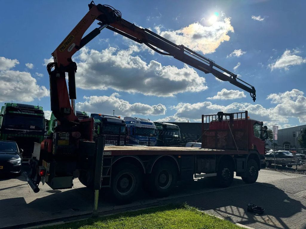 Scania P360 8X4 - EURO 5 + PALFINGER PK22002-EH + REMOT - Crane truck, Dropside/ Flatbed truck: picture 4 Scania P360 8X4 - EURO 5 + PALFINGER PK22002-EH + REMOT - Crane truck, Dropside/ Flatbed truck: picture 4