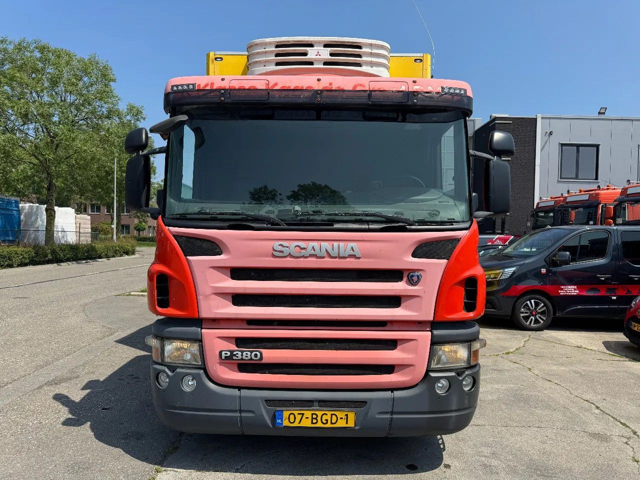 Scania P380 6X2 - EURO 5 + MITSUBISHI COOLING + BÄR LIF - Refrigerator truck: picture 2 Scania P380 6X2 - EURO 5 + MITSUBISHI COOLING + BÄR LIF - Refrigerator truck: picture 2