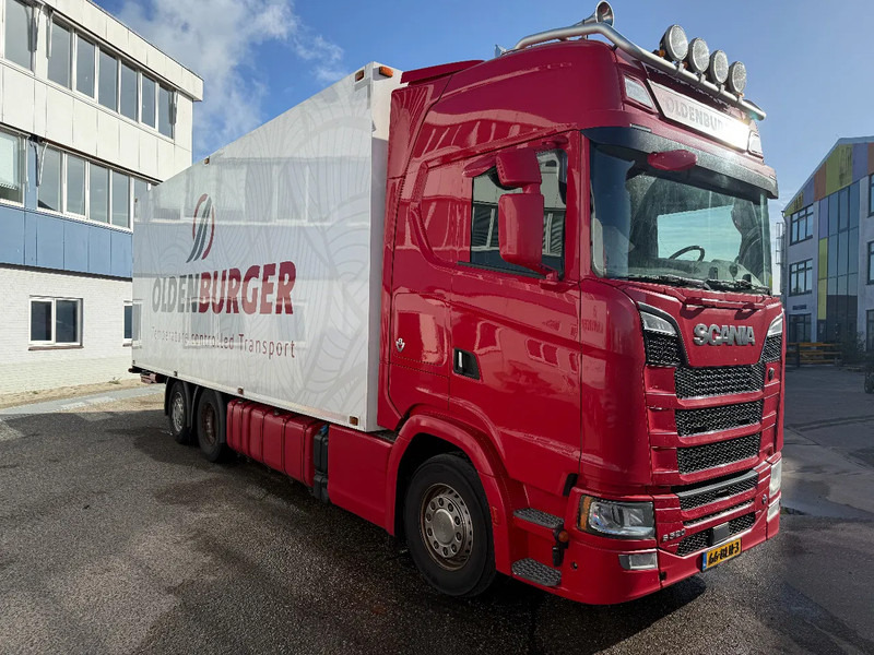 Scania S520 V8, 6X2, INTARDER, COMPLEET 2018 - Refrigerator truck: picture 3 Scania S520 V8, 6X2, INTARDER, COMPLEET 2018 - Refrigerator truck: picture 3