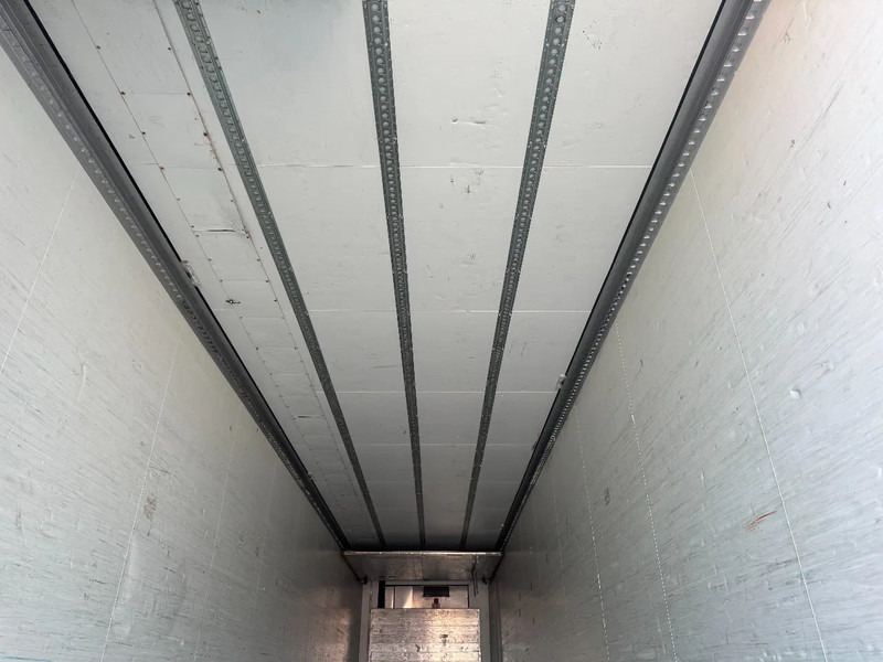 Refrigerator semi-trailer Schmitz Cargobull SKO 24 + THERMO KING SPECTRUM + 3X SAF AXLE: picture 14
