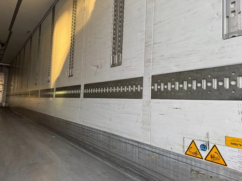 Refrigerator semi-trailer Schmitz Cargobull SKO THERMO KING SLX300 DISC BRAKES DOPPELSTOCK: picture 9