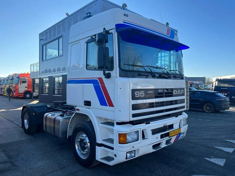 DAF 95.400 4X2 RESTORED/RESTAURIERT/GERESTAUREERD - Tractor unit: picture 1 DAF 95.400 4X2 RESTORED/RESTAURIERT/GERESTAUREERD - Tractor unit: picture 1