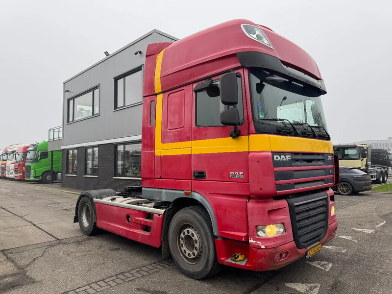 DAF XF 105.460 4X2 - EURO 5 + FULL SPOILER + NL TRUCK - Tractor unit: picture 3 DAF XF 105.460 4X2 - EURO 5 + FULL SPOILER + NL TRUCK - Tractor unit: picture 3
