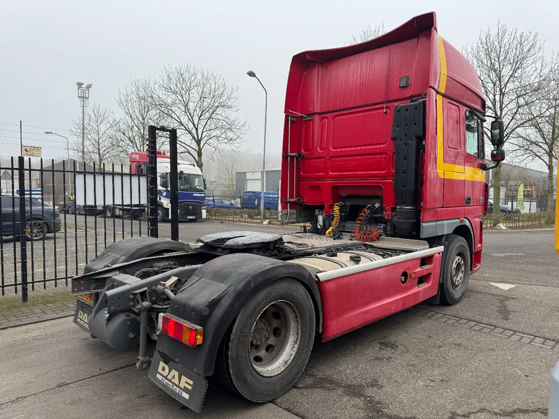 DAF XF 105.460 4X2 - EURO 5 + FULL SPOILER + NL TRUCK - Tractor unit: picture 4 DAF XF 105.460 4X2 - EURO 5 + FULL SPOILER + NL TRUCK - Tractor unit: picture 4