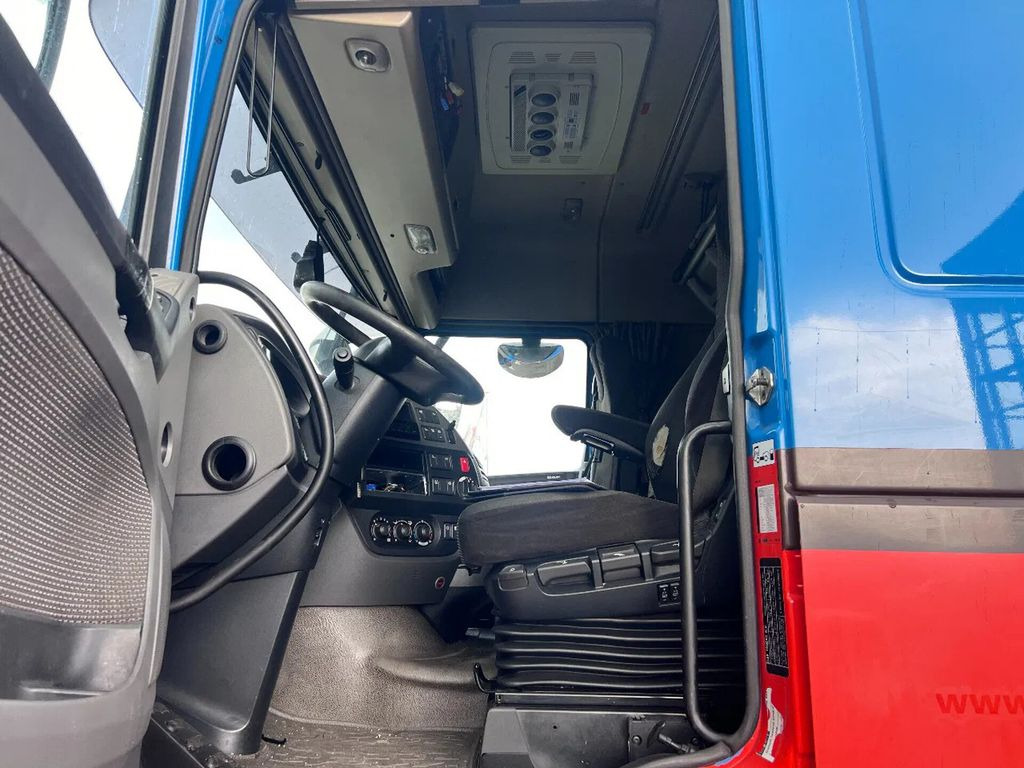 Lease a DAF XF 440 4X2 EURO 6 MEGA LOW DECK  DAF XF 440 4X2 EURO 6 MEGA LOW DECK: picture 10