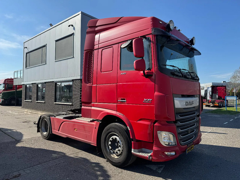 DAF XF 440 4X2 EURO 6 SKIRTS 2017 - Tractor unit: picture 3 DAF XF 440 4X2 EURO 6 SKIRTS 2017 - Tractor unit: picture 3