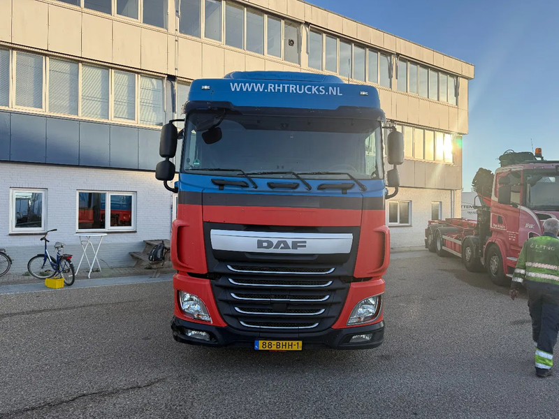 DAF XF 440 XF 440 TREKKER EURO 6 - Tractor unit: picture 2 DAF XF 440 XF 440 TREKKER EURO 6 - Tractor unit: picture 2