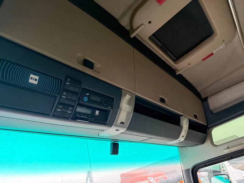 Tractor unit MAN TGX 18.460 4X2 + RETARDER - ENGINE BROKEN: picture 10 Tractor unit MAN TGX 18.460 4X2 + RETARDER - ENGINE BROKEN: picture 10