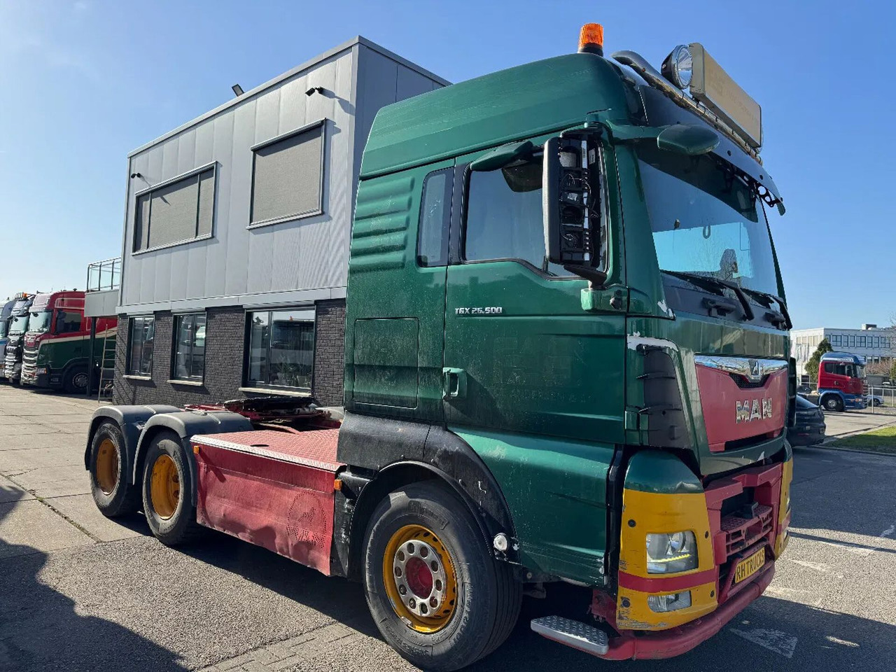 MAN TGX 26.500 6X4 - EURO 6 + KIPPER HYDRAULIC - Tractor unit: picture 3 MAN TGX 26.500 6X4 - EURO 6 + KIPPER HYDRAULIC - Tractor unit: picture 3